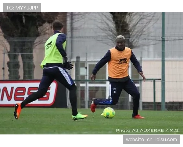 欧塞尔主场对决南特，保级生死之战一触即发